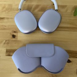 Like New Purple Airpods Max USB-C 2025.