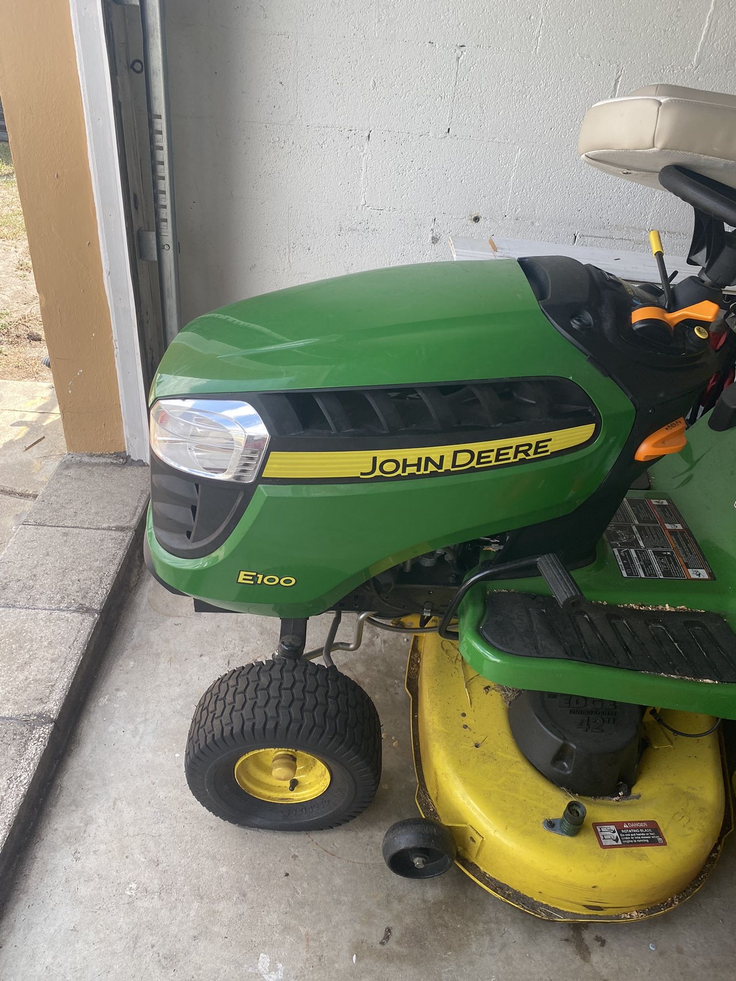 John Deere E100 for Sale in Pt Charlotte, FL OfferUp