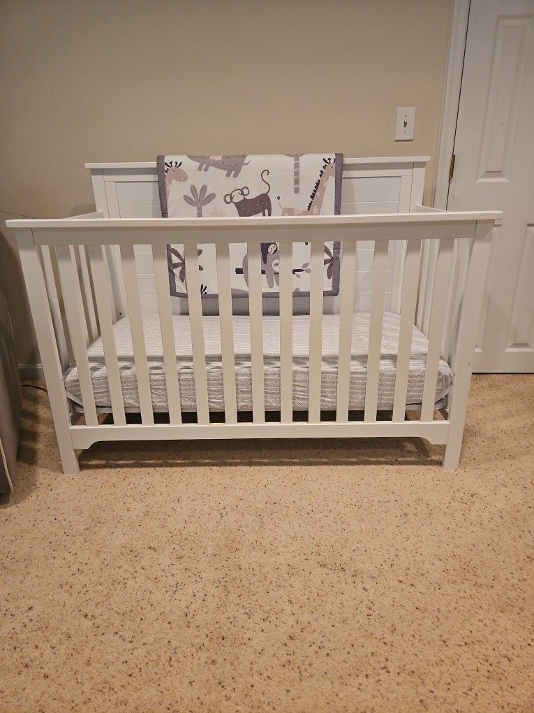 Crib with Mattress