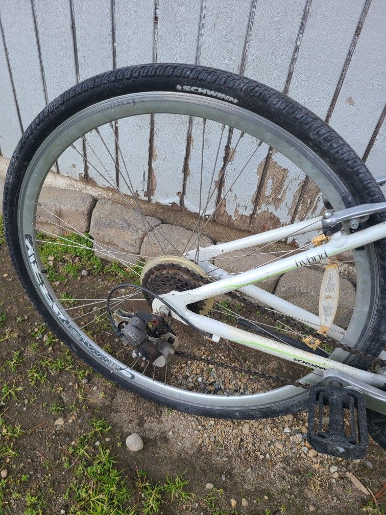 schwinn trailway aluminum bike