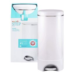 Munchkin STEP Diaper Pail, Powered by Arm & Hammer