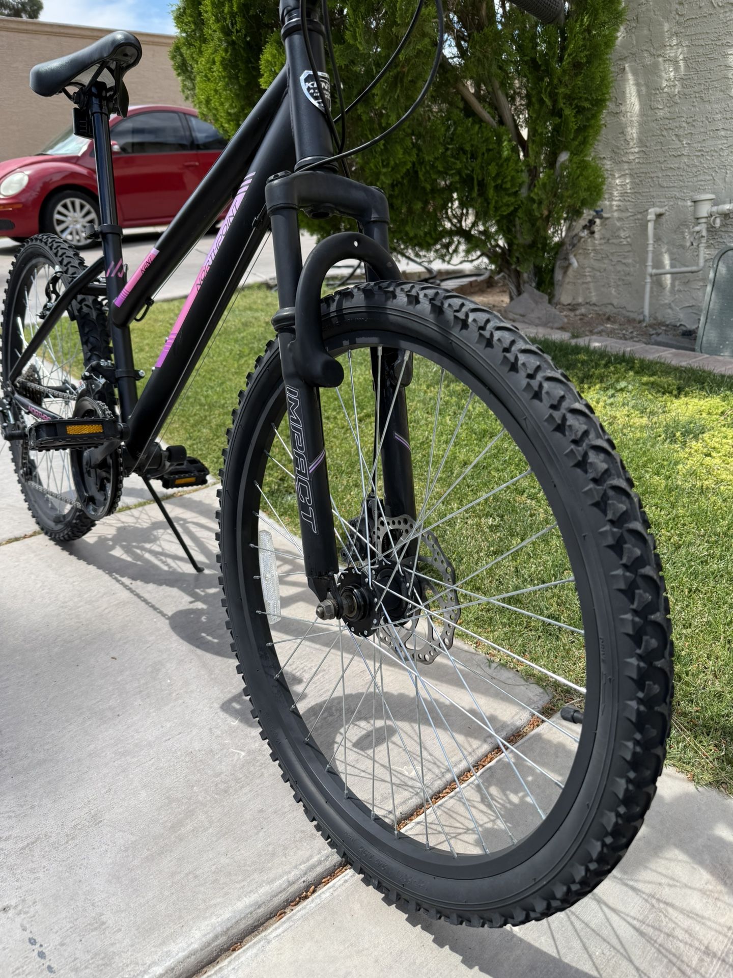 Kent 24" Northpoint Girl's Mountain Teen Bike, Black/Pink/Purple, 24 Speed, Disc Break, Ready to Ride New Condition