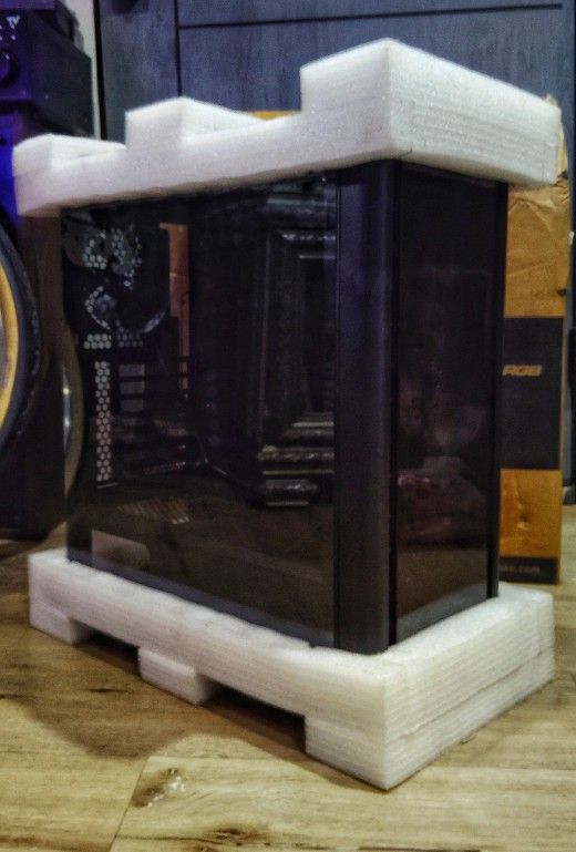 NEW THERMALTAKE COMPUTER TOWER