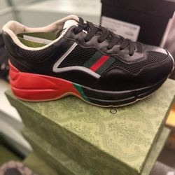 Gucci Sneakers Size 10