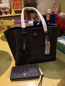 Coach purse and wallet matching