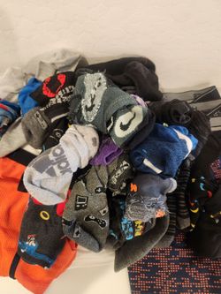 Free boys socks. Size 3 -6