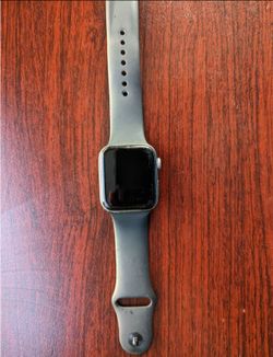 S4 apple watch