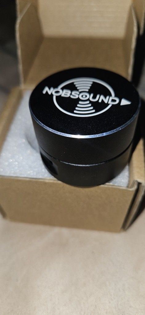Nobsound USB Volume Control Knob with Mute Function, Compatible with Windows, Mac, Android, iOS, Mini Desktop Audio Controller with Breathing Light