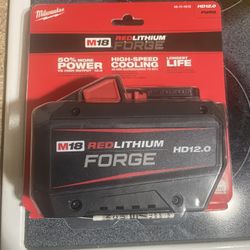 Milwaukee 12 Ah Battery 