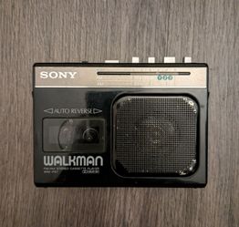 Sony Walkman (broken)