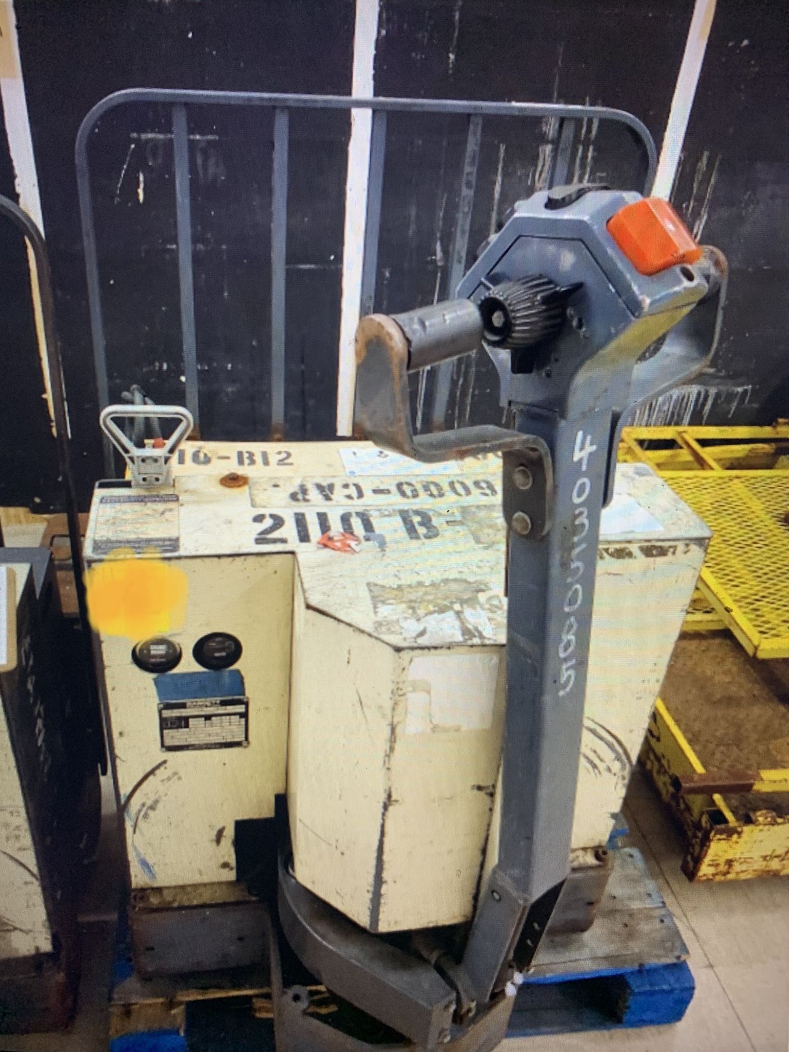 Barrett Electric Pallet Jack with Charger