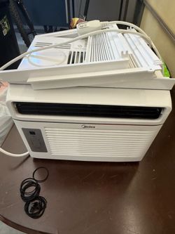 Midea Window Air Conditioner AC Unit with Side Panels