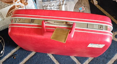 Samsonite Vintage Classic Red