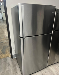 Whirlpool Top Freezer Fridge – Stainless, Glass Shelves