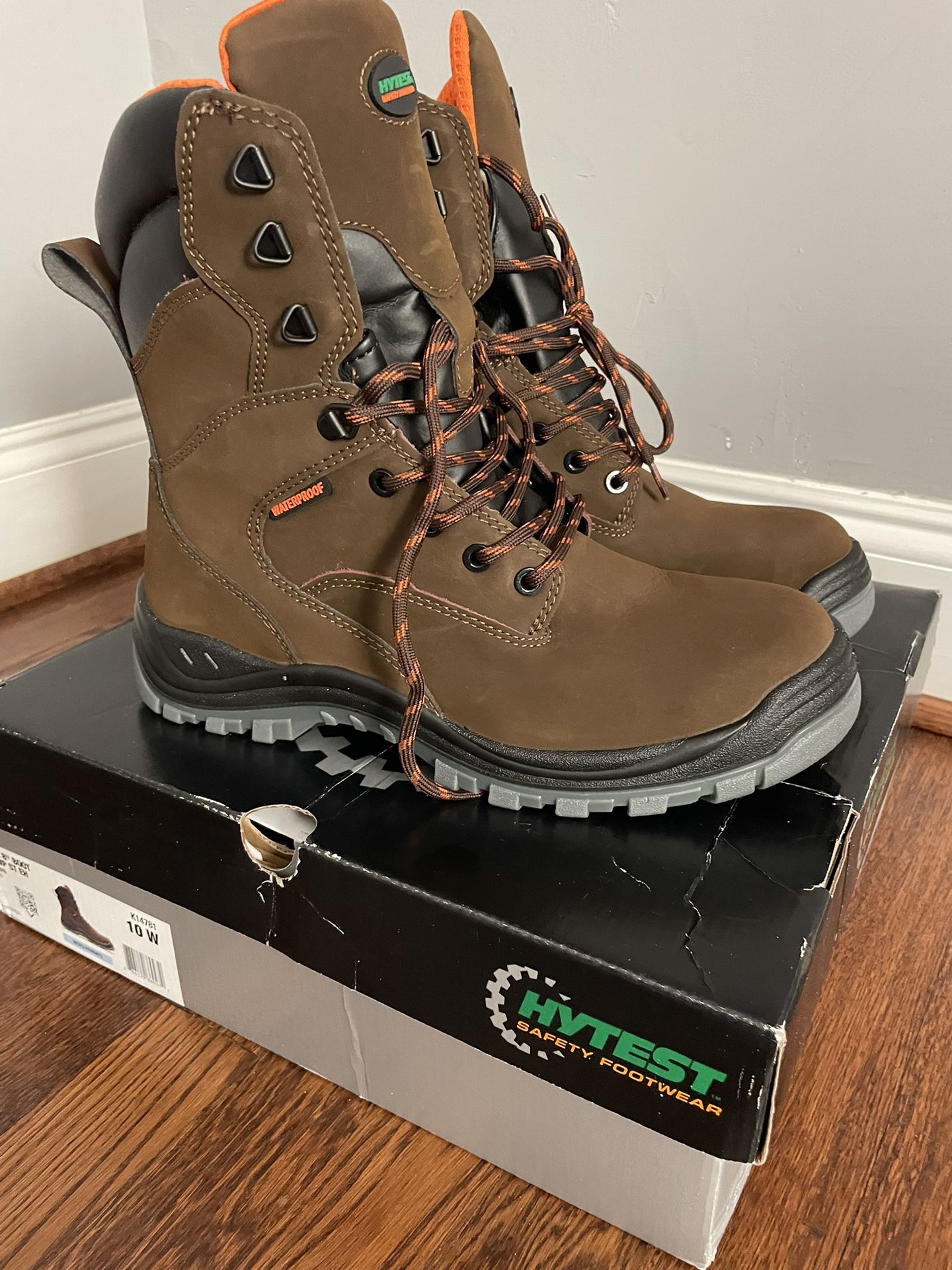 Work Boots 10.5 W Hytes