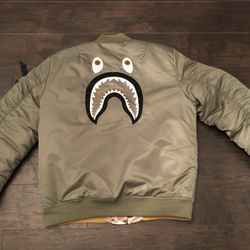 A Bathing Ape BAPE Shark MA-1 Bomber Jacket Green sz 2XL Fits like XL 