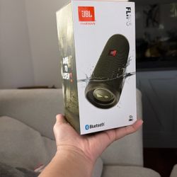 JBL Harman Flip 5 Bluetooth Speaker