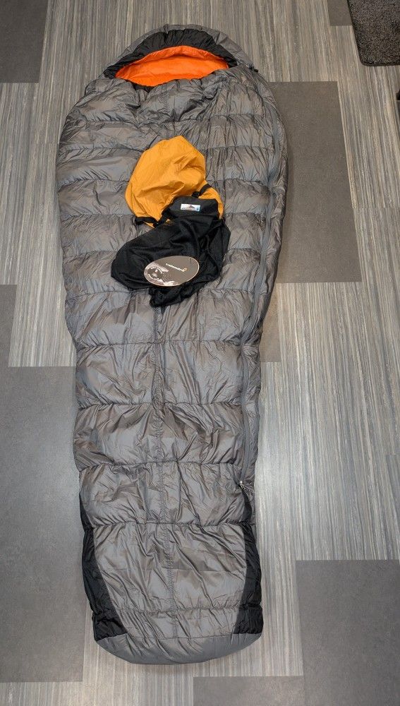 Valandre International "Swing Co 850" Sleeping Bag (BRAND NEW)