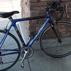 TREK Blue Carbon Fiber Racing Bike 7 Speed 700