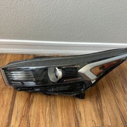 2022 - 2024 KIA FORTE LH DRIVER SIDE HEADLIGHT OEM