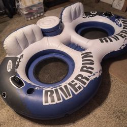 2 Person Tube With Cooler