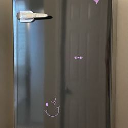 Frigidaire Mini Fridge/Freezer