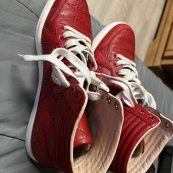 Gucci Shoes 