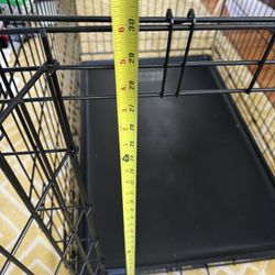 Large Animal Crate With Removable Tray 