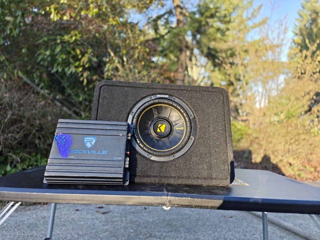 Kicker Comp 10 In Slim Ported Box With Amp