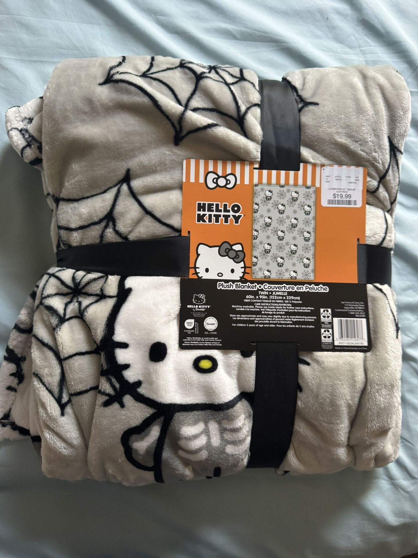 Hello Kitty Halloween Blanket