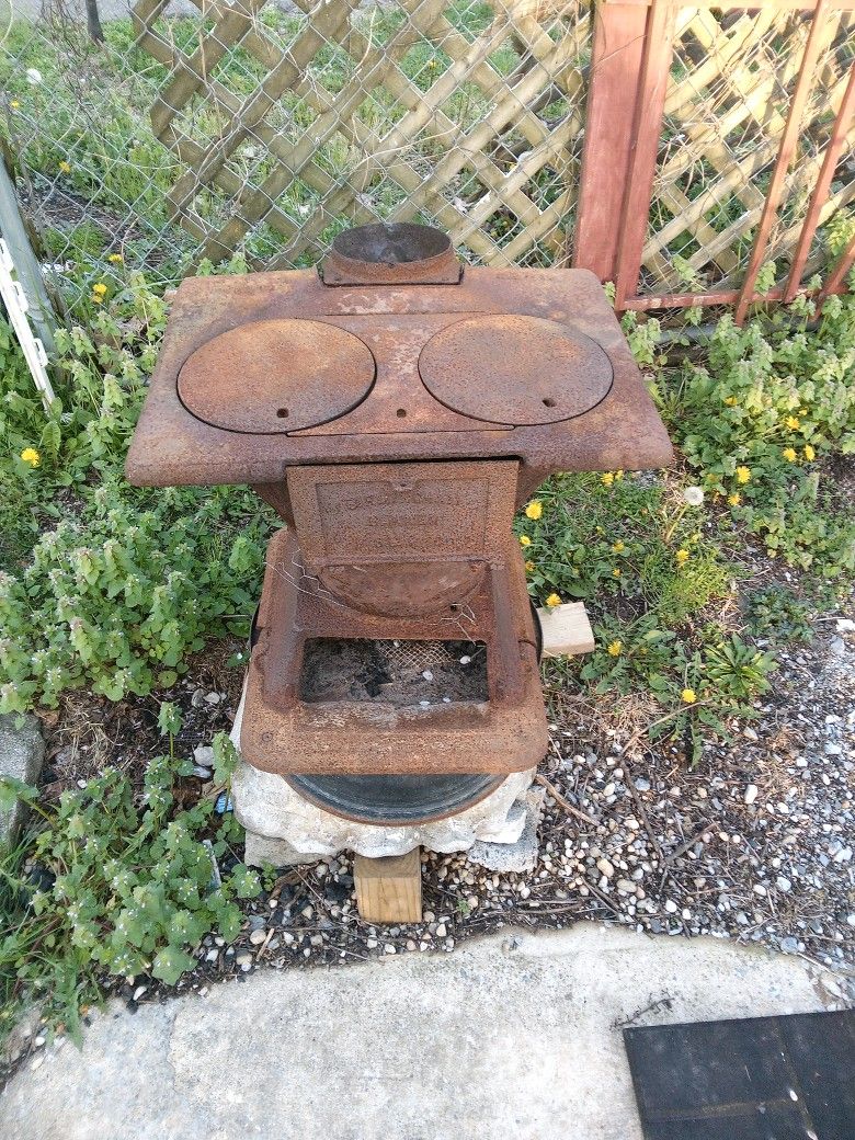 Cast Iron Wood Burning Stove