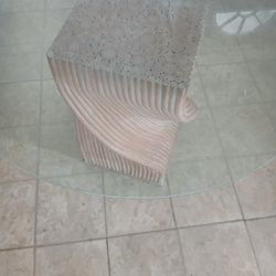 Spiral Stacked Console Table With Glass Top No Chairs 