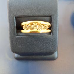 DIAMOND  5  Ring 10k  6.4 Gr  Size 8 Ml P