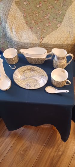 Bone Tea China Set 