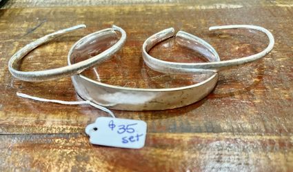 Kendra Scott 3 Piece Bangle Bracelets.  $35 