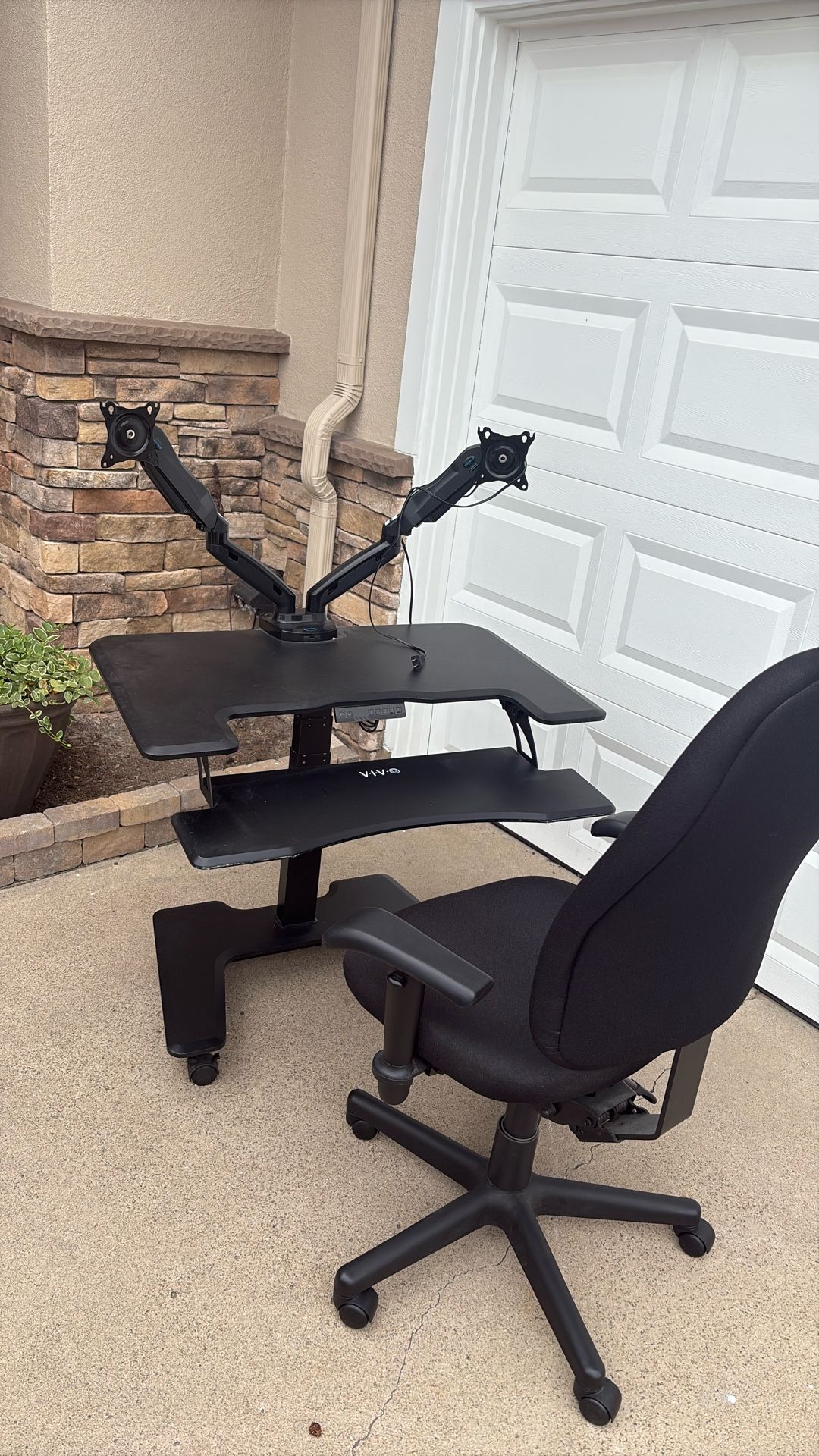 Adjustable height desk and Office chair