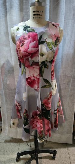Dress size 6/8