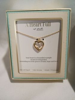 Heart and cross necklace NEW
