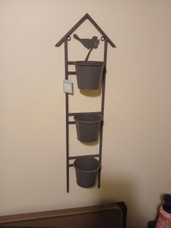 Metal Wall Planter with 3 Buckets and Bird Detail
