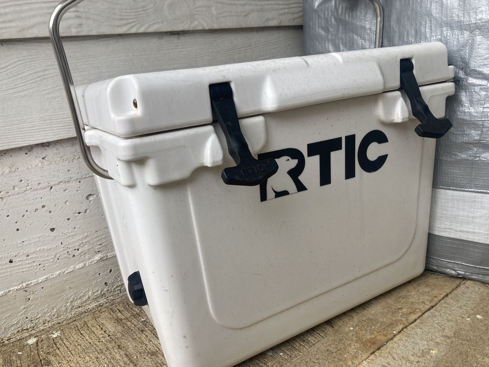 RTIC COOLER for Sale in Honolulu, HI OfferUp