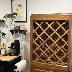 Wine Cabinet with storage