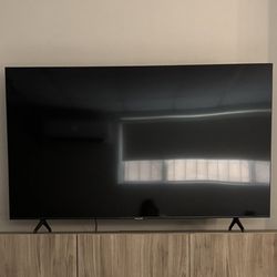 NEW Samsung 65" Smart 4K Crystal HDR UHD