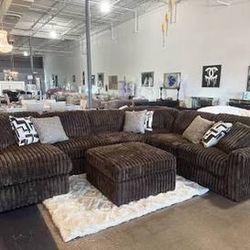 Brand New Elegant Ashley’s Corduroy Midnight Madness Sectional 