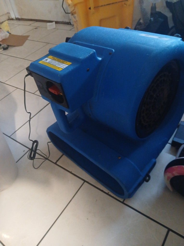 floor blower