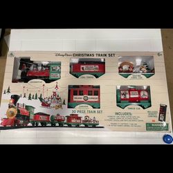 Disney Christmas Train Set - Mickey Mouse and Friends - Disney Parks. 2019 Release