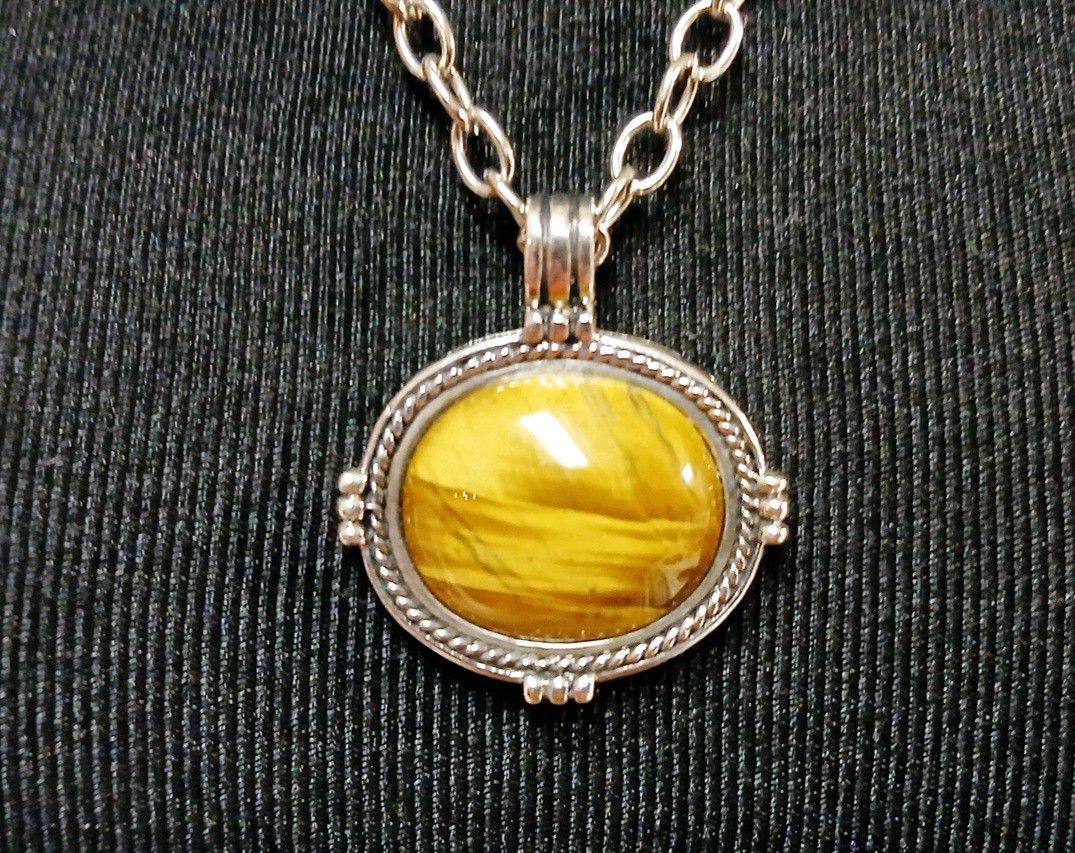 Vintage Sterling Silver And Tigers Eye Pendant