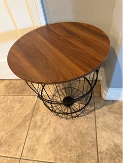 Blanket Basket Table for Miscellaneous items