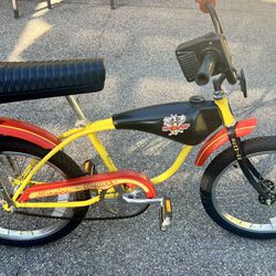 Vintage Schwinn Bike Hornet Circa 1977