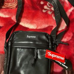 Supreme  Bag