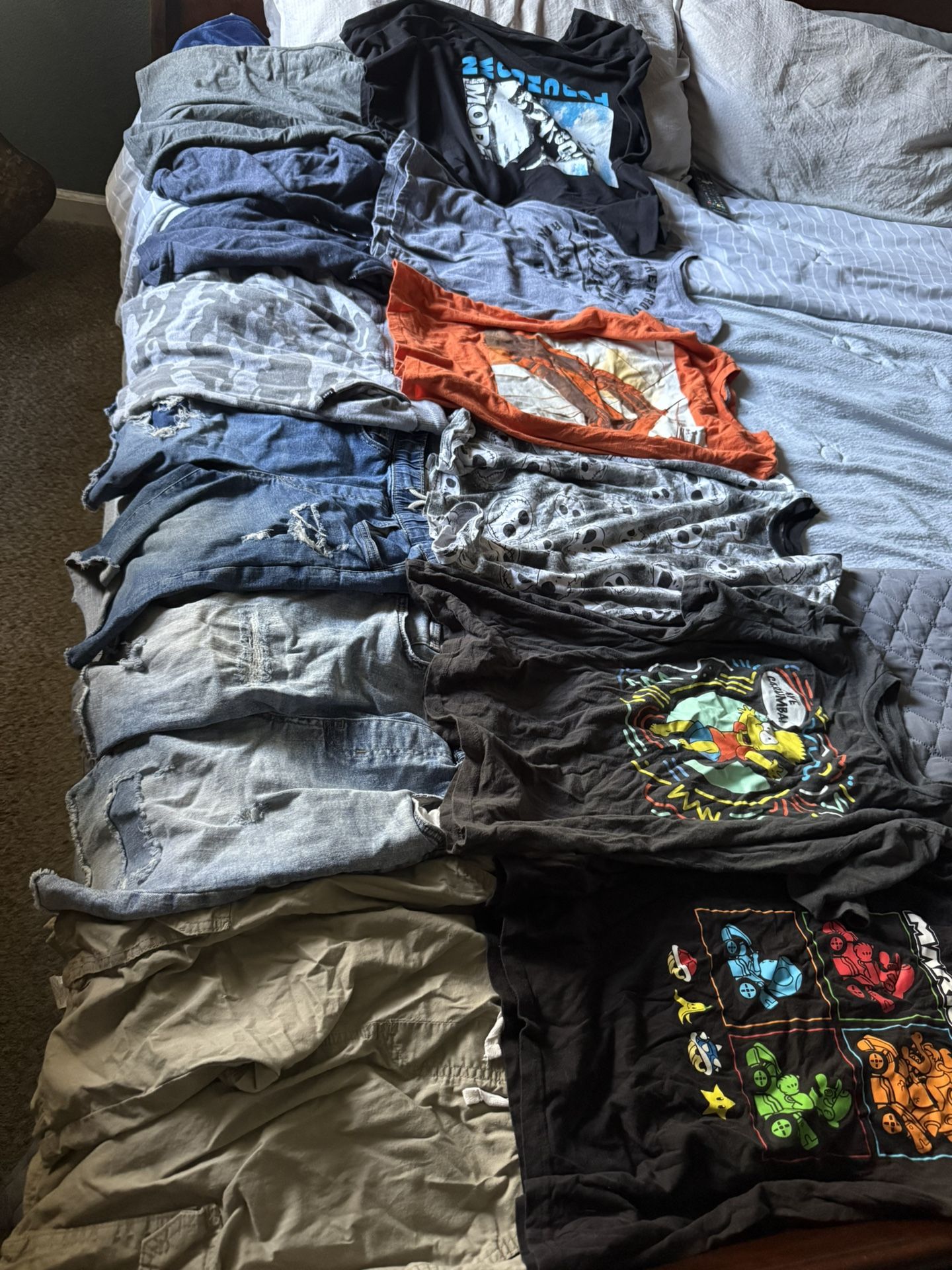 Huge Lot Of Size 14/16 Boys Clothes
